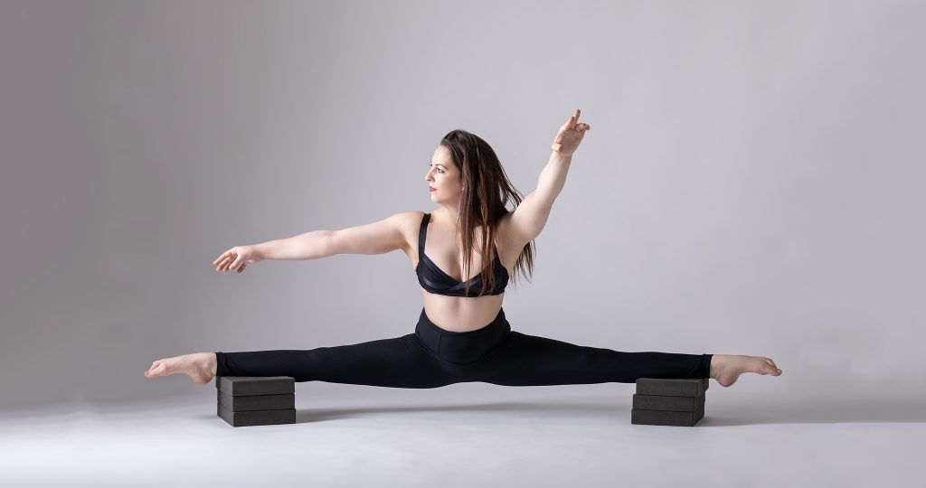 Hannah teaches Splits, Stretch and Flexibility classes at London Dance Academy