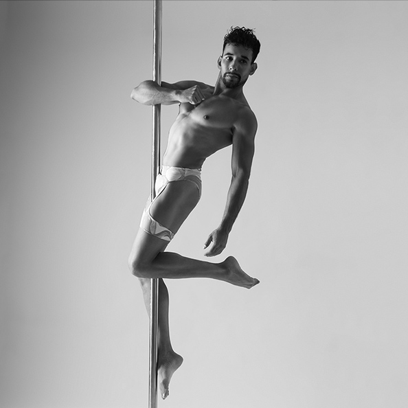 Rafael Trajano teacher at london dance academy dancing on pole